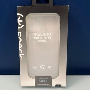 NWT Speck iPhone 11 Pro Max Case